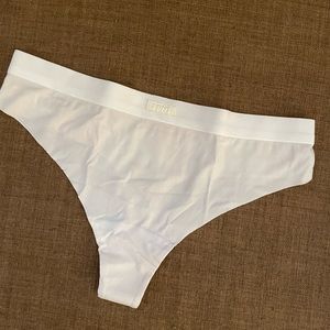 Skims thong, never worn